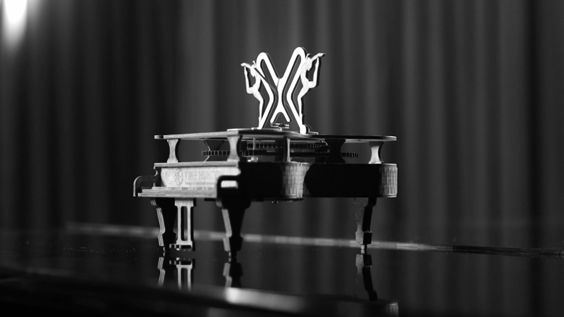 3D Puzzle Mechanical Wooden Piano Clock PuzzleFlow 42 Pieces